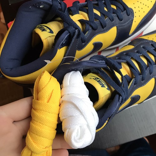 Купить Кроссовки Nike Dunk High Michigan (2020) CZ8149700 MAIZE MIDNIGHT  NAVY Size 11 Men S в интернет-магазине с Ebay с доставкой из США, низкие  цены | Nazya.com