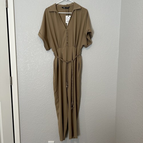 358　2着 BRAND NEW WITH TAG — Zar@ Cropped Blazer with Flaps — super