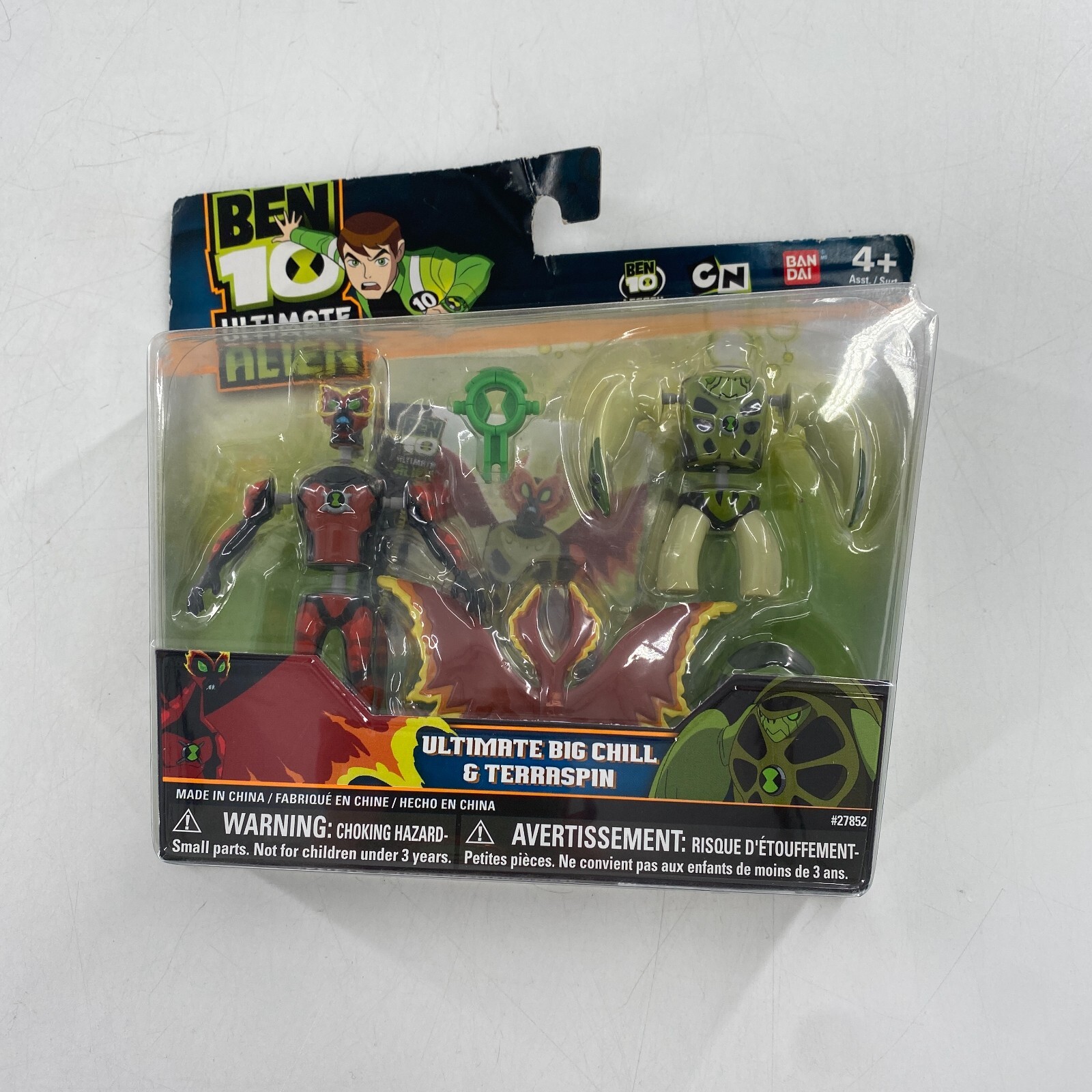 新品未開封品　ALIENS TRANSFORMING ACTION SET NEW Ultimate Big Chill &Terraspin Figure Alien Chamber