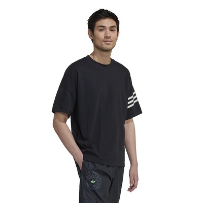 

Мужские рубашки и топы Футболка adidas Originals Adicolor Neuclassics
