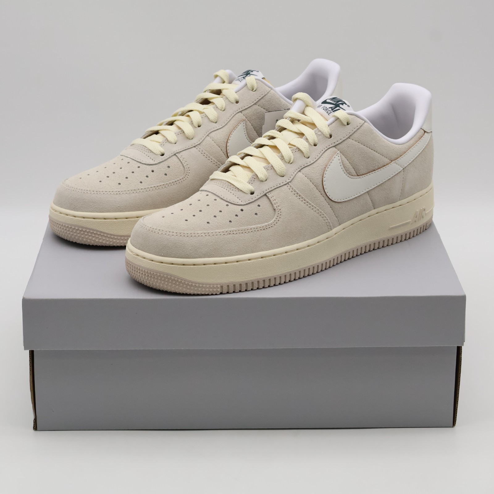 ナイキ エア フォース 1 '07 FQ8077-104 Nike Men's Air Force 1 '07 Light Orewood Brown Shoes