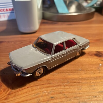 Norev BMW  2000   N 70