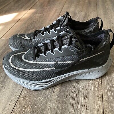 スタイリスト 私物 出展 絶版 ズームフライ 4 NIKE ZOOM Fly 28 スタイリスト 私物 出展 絶版 ズームフライ 4 NIKE ZOOM Fly 28