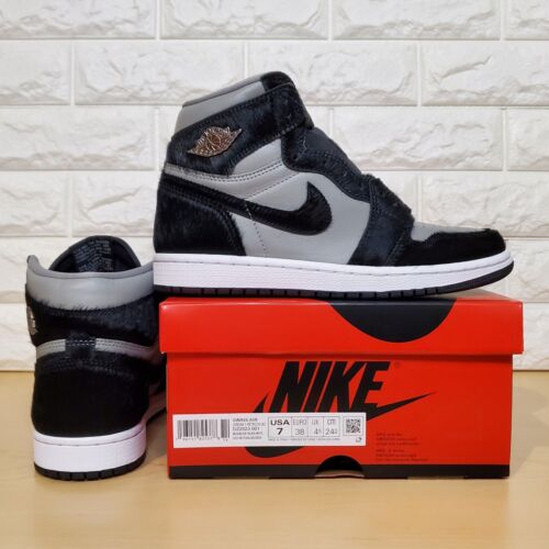 NIKE Air Jordan 1 レトロ　ハイ　OG ミント　ティファニー 新作紹介☆海外限定NIKE AIR JORDAN1 RETROHIGH GG
