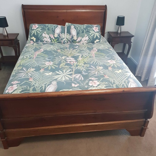 Bedroom set Beds Gumtree Australia Townsville City North Ward