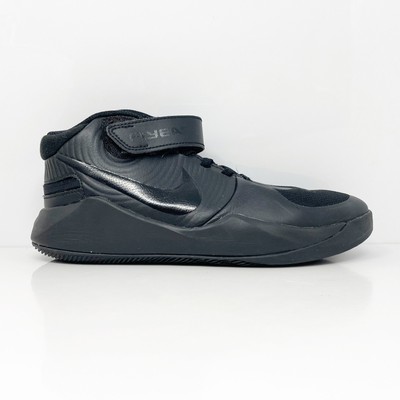 

Nike Boys Team Hustle D 9 Flyease BV2952-010 Черные баскетбольные кроссовки 6Y, Черный, Team Hustle D 9 Flyease