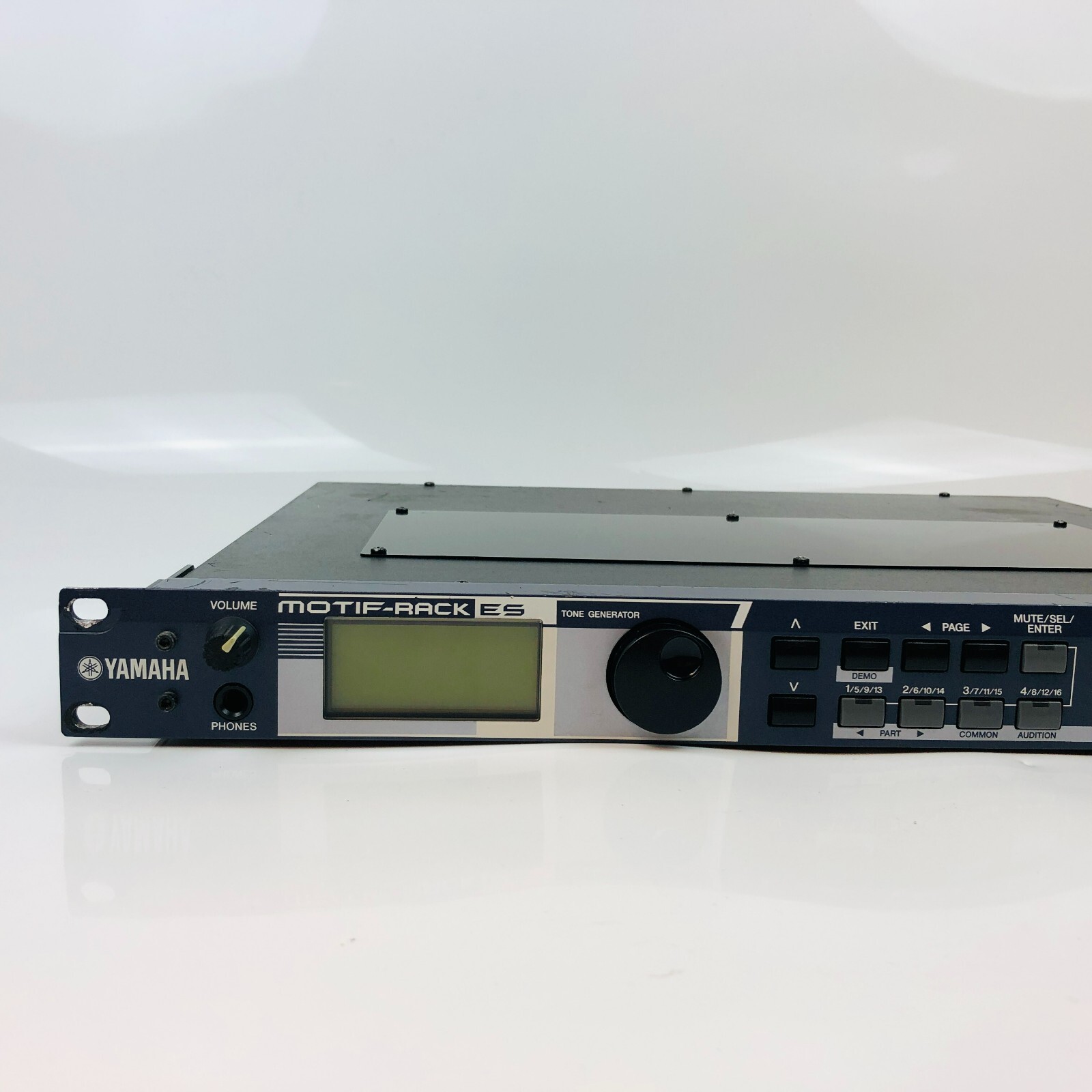 YAMAHA MOTIF-RACK ES Synthesizer Effector Tone Generator YAMAHA MOTIF-RACK ES Synthesizer Effector Tone Generator