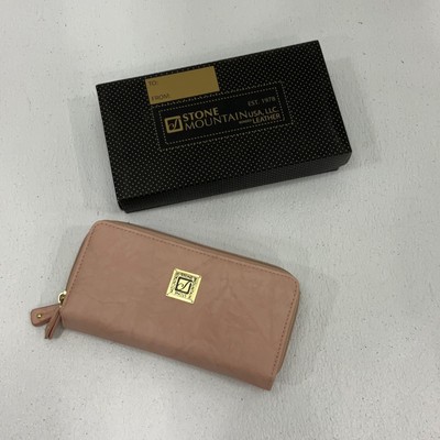 Stone Mountain Womens Zip-Around Wallet Credit Card Holder Pink Suede IOB