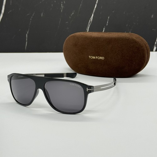 TOM FORD サングラス Todd TF880(FT0880) 02V TOM FORD Todd Sunglasses TF880 02V