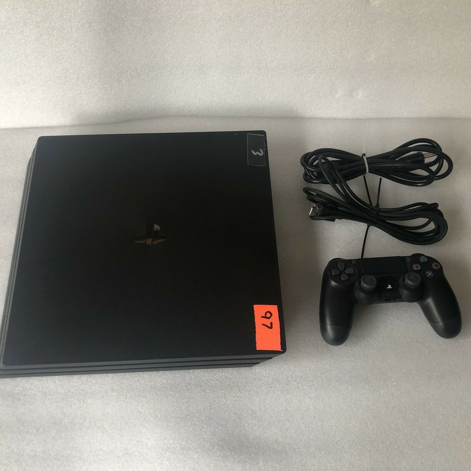 ソニー PS4 Pro 1TB ジェット・ブラック特価 セ*ン様 PlayStation 4 
