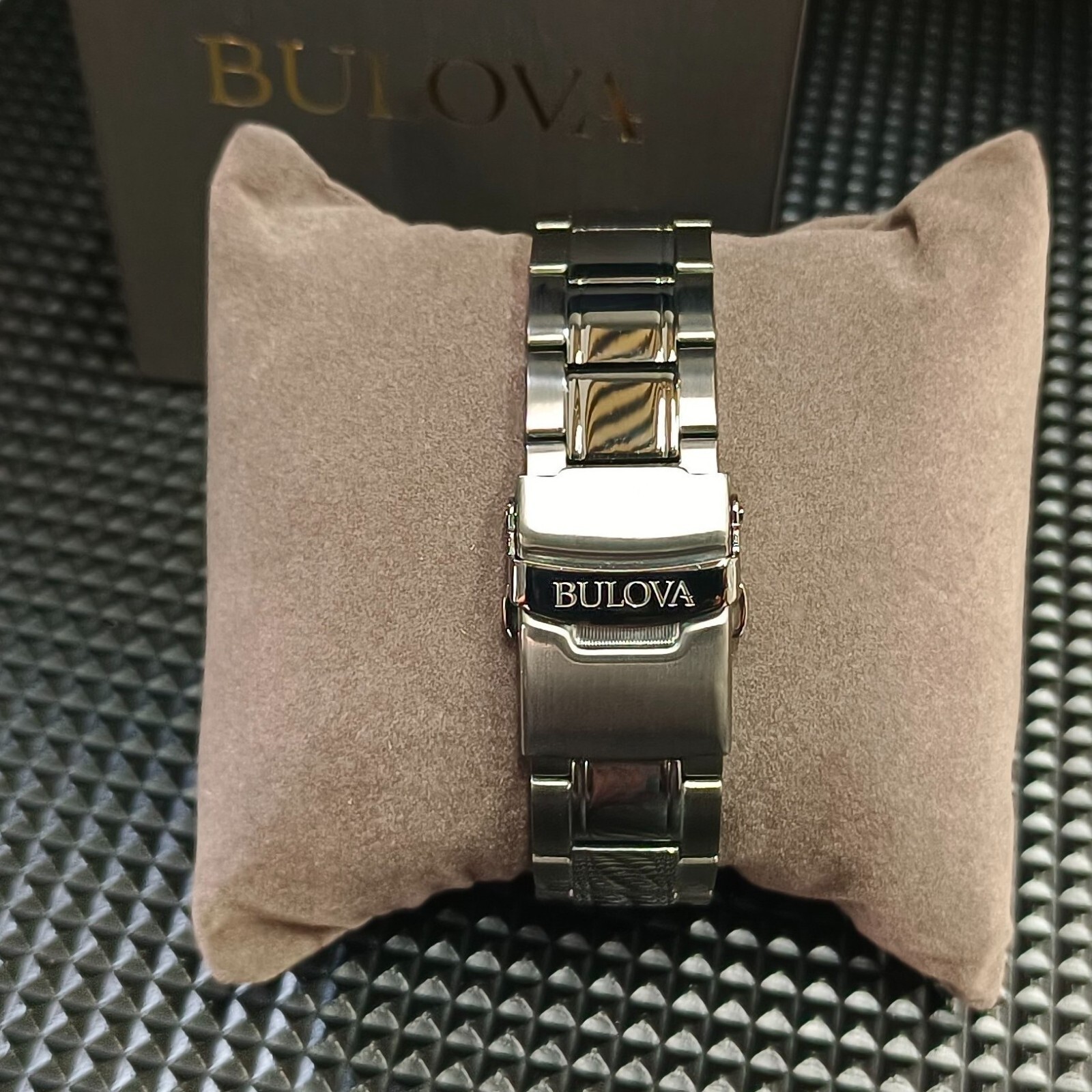 Pre-owned Bulova - Marine Star Red Men's Quartz Watch With Tags (98b350)