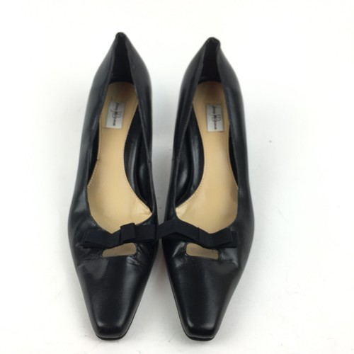 Jenny Buchanan Womans Heels Size 8.5 Black Leather Bow Pointy Toe Pumps Career
