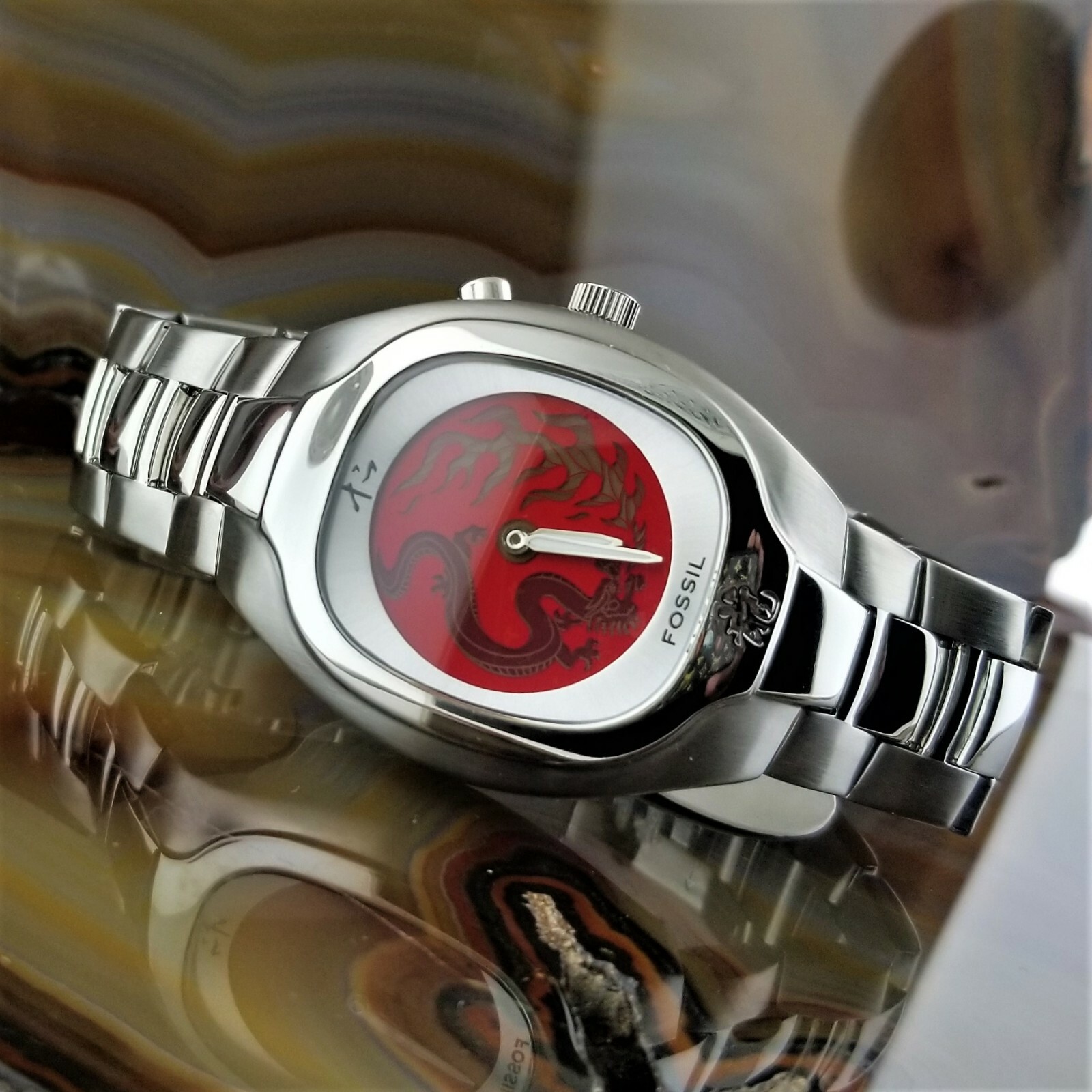 New Mens FOSSIL Big Tic Chinese Animated Fire Breathing New Mens FOSSIL Big Tic Chinese Animated Fire Breathing