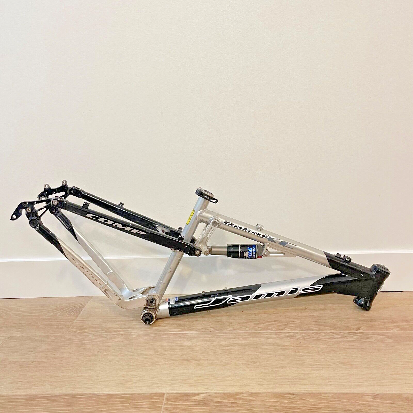 JAMIS MTBフレーム 15インチ 赤（TECHNOLOGY / テクノロジー
