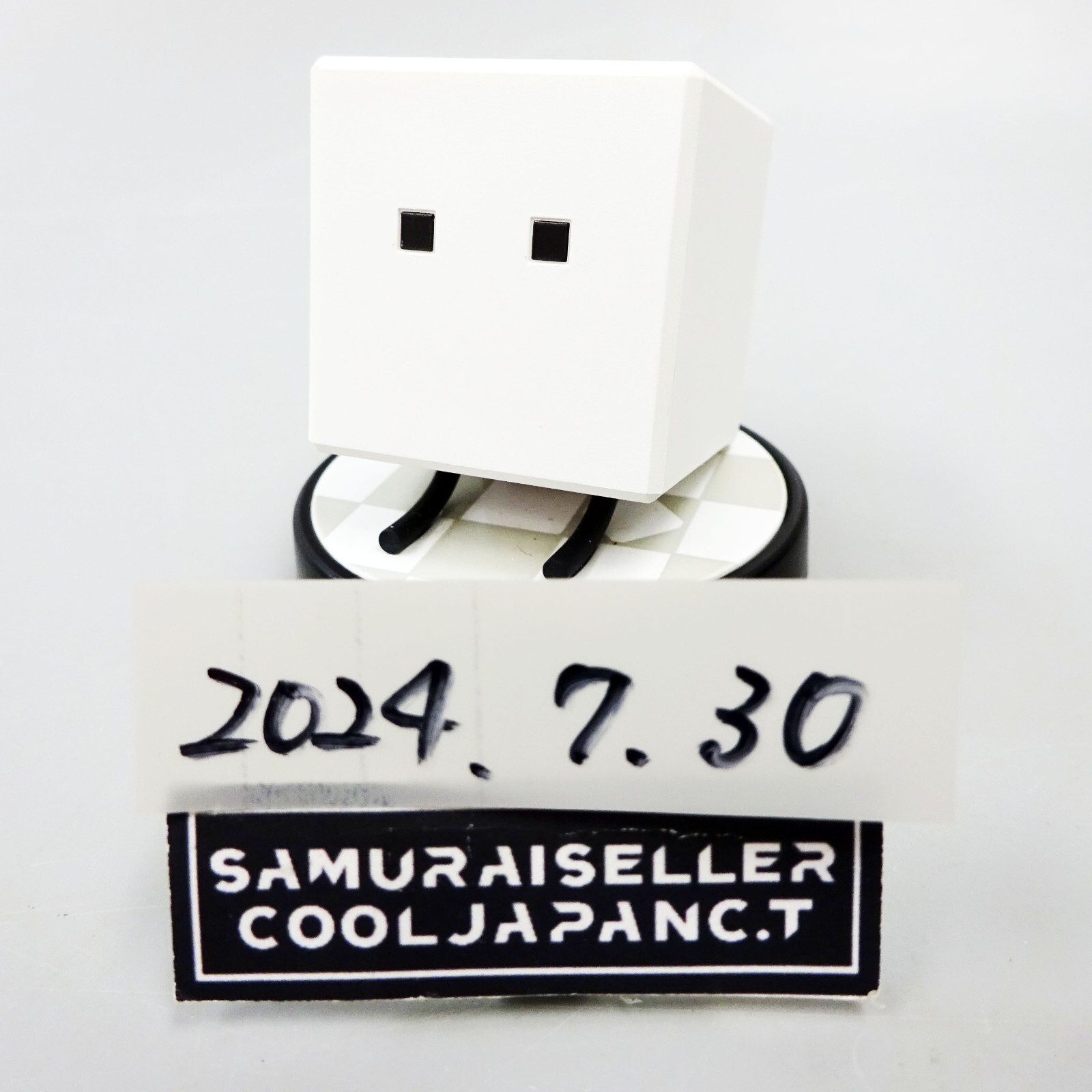 Amiibo BOX BOY "Hako Boy Qbby" Nintendo Wii U 3DS from Japan Used