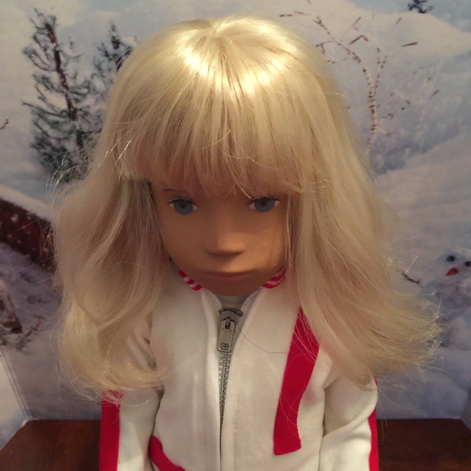 RARE  BLONDE SASHA  WINTERSPORT  17