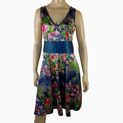 MANTINI Australia vintage ladies size 10 dress grey floral stretch satin belt