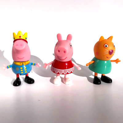 3 Jazwares Peppa Pig Figurines Candy Cat Fancy Dress Party Royal Family Crown