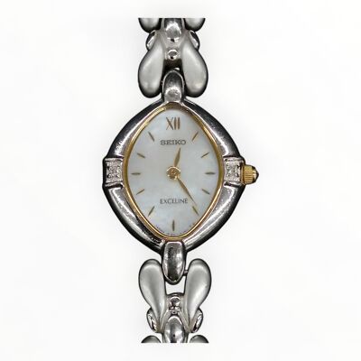 【稼働/良品】SEIKO クォーツ 1F20-6A60 ホワイト レディース 稼働/良品】SEIKO クォーツ 1F20-6A60 ホワイト レディース