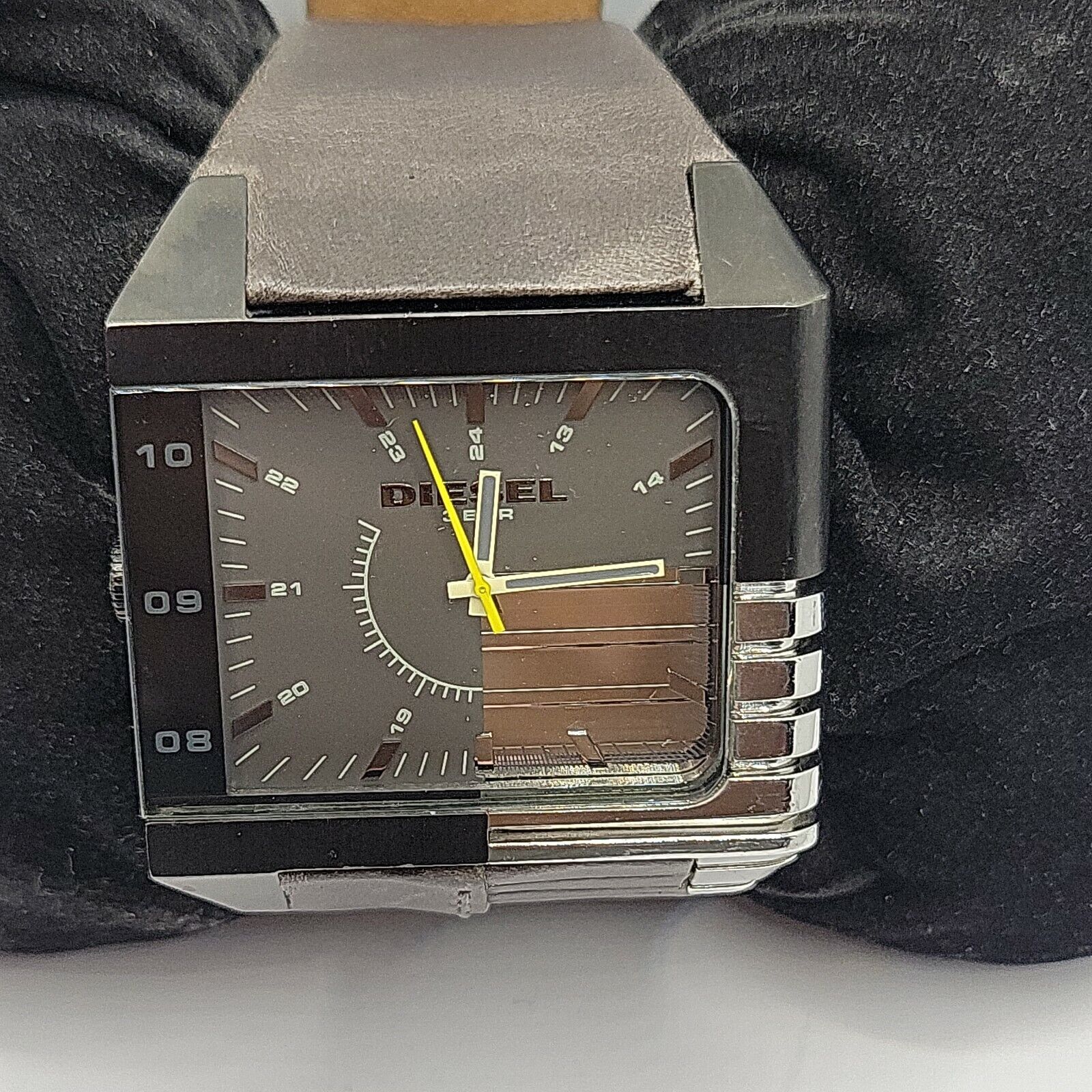 DIESEL MENS QUARTZ DZ-1367 メンズクォーツウォッチ DIESEL MENS QUARTZ DZ-1367 メンズクォーツウォッチ - メルカリ