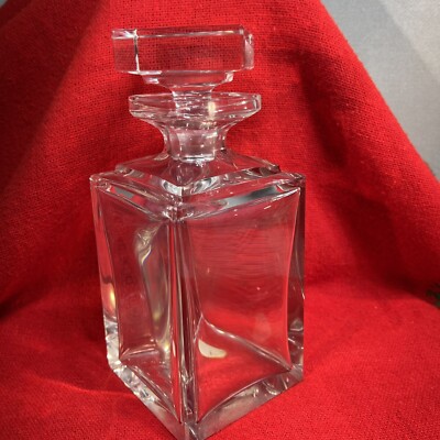 Weil Handmade Czechoslovakia Square Lead Crystal Decanter W Square Stopper 18 Oz