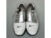 nike total 90 indoor