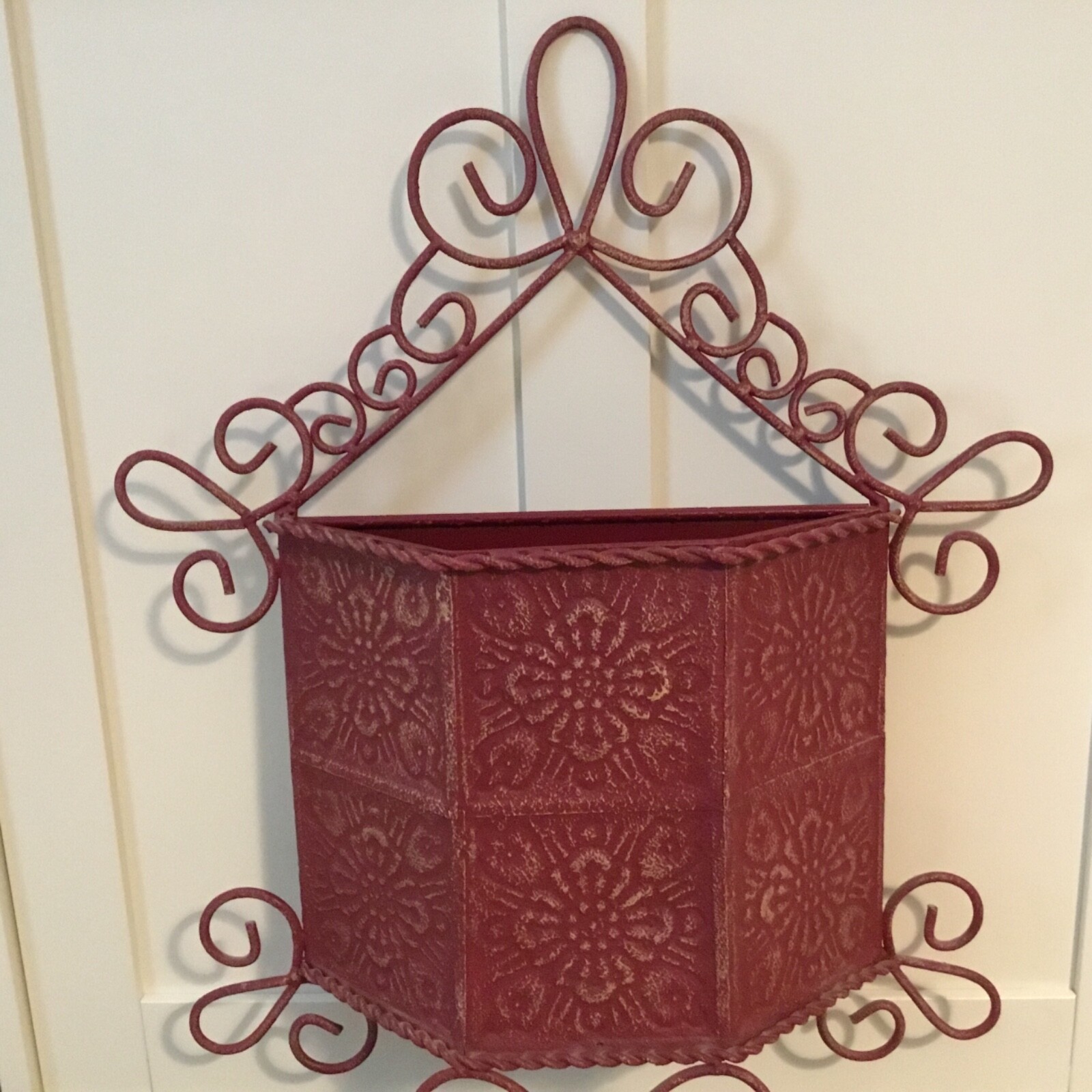 Metal Wall Pocket Distressed Embossed Pattern Wire Hanging Wall Decor Red