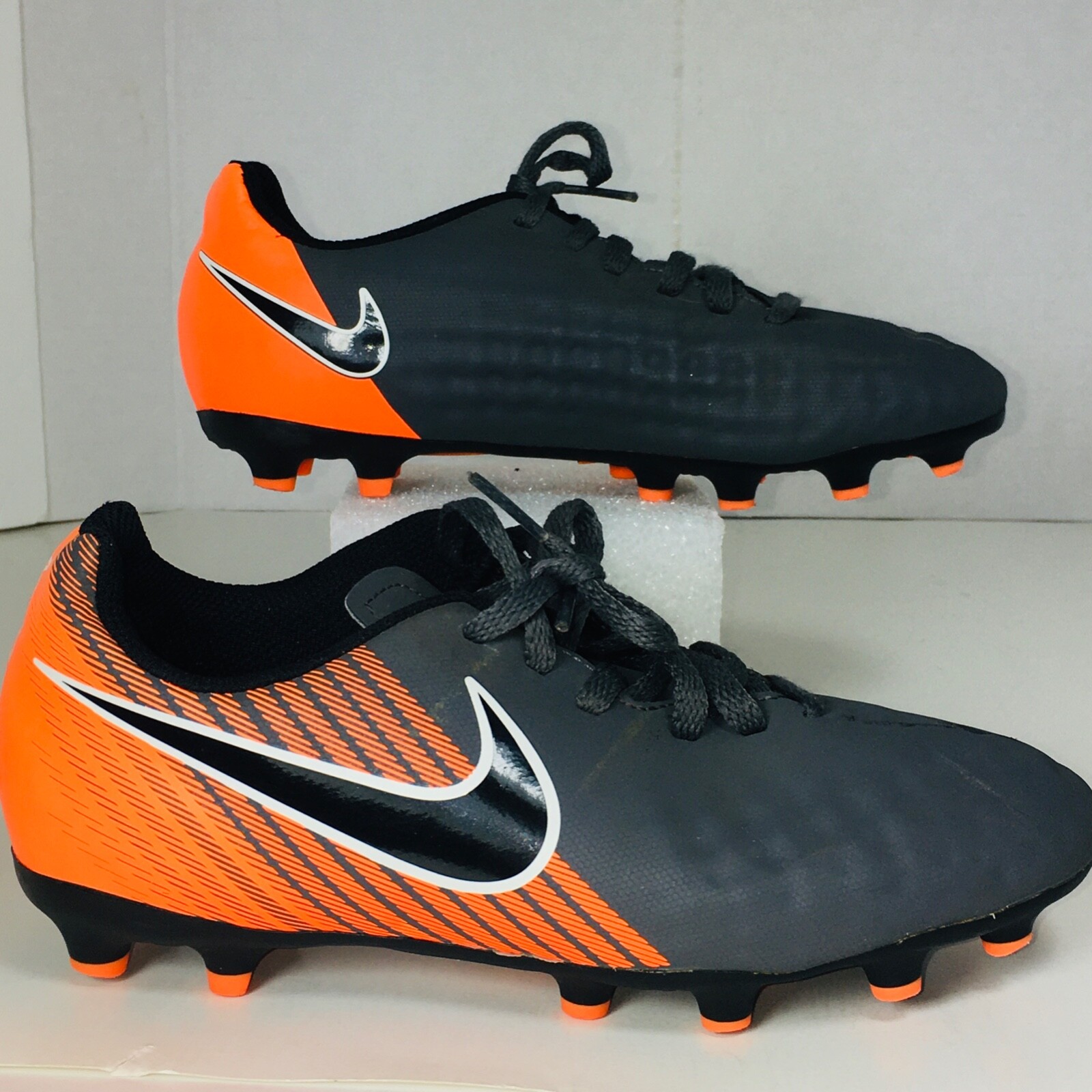 Nike Kids' Magista Obra 2 Club FG Soccer Cleats AH7314-080 Nike Kids' Magista Obra 2 Club FG Soccer Cleats AH7314-080