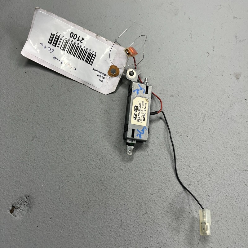 Used Antenna Amplifier Unit Hyundai Elantra 2011-2016 OEM