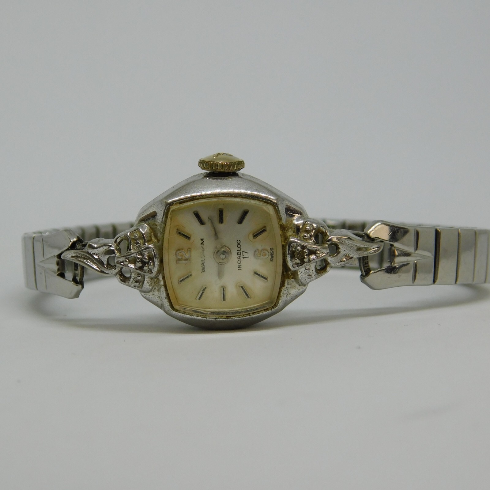 【ジャンク品扱い】 WALTHAM 17JEWELS パーツ Waltham 17 Jewels Shock Resistant Swiss Watch Beautiful