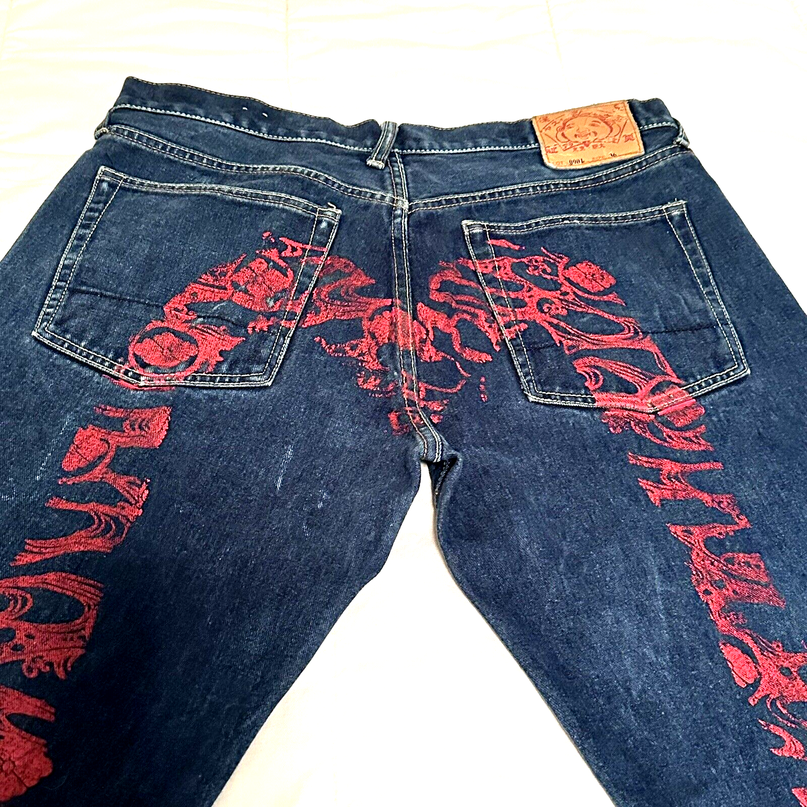 EVISU Jeans Mens Size 36W x 32L Blue Red Floral Seagull