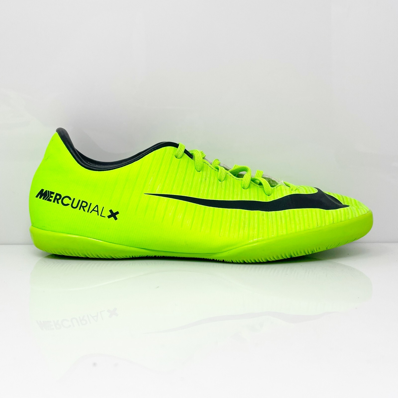 Nike Boys Mercurial Victory VI IC 831947-303 Зеленые футбольные бутсы Размер 5,5 лет