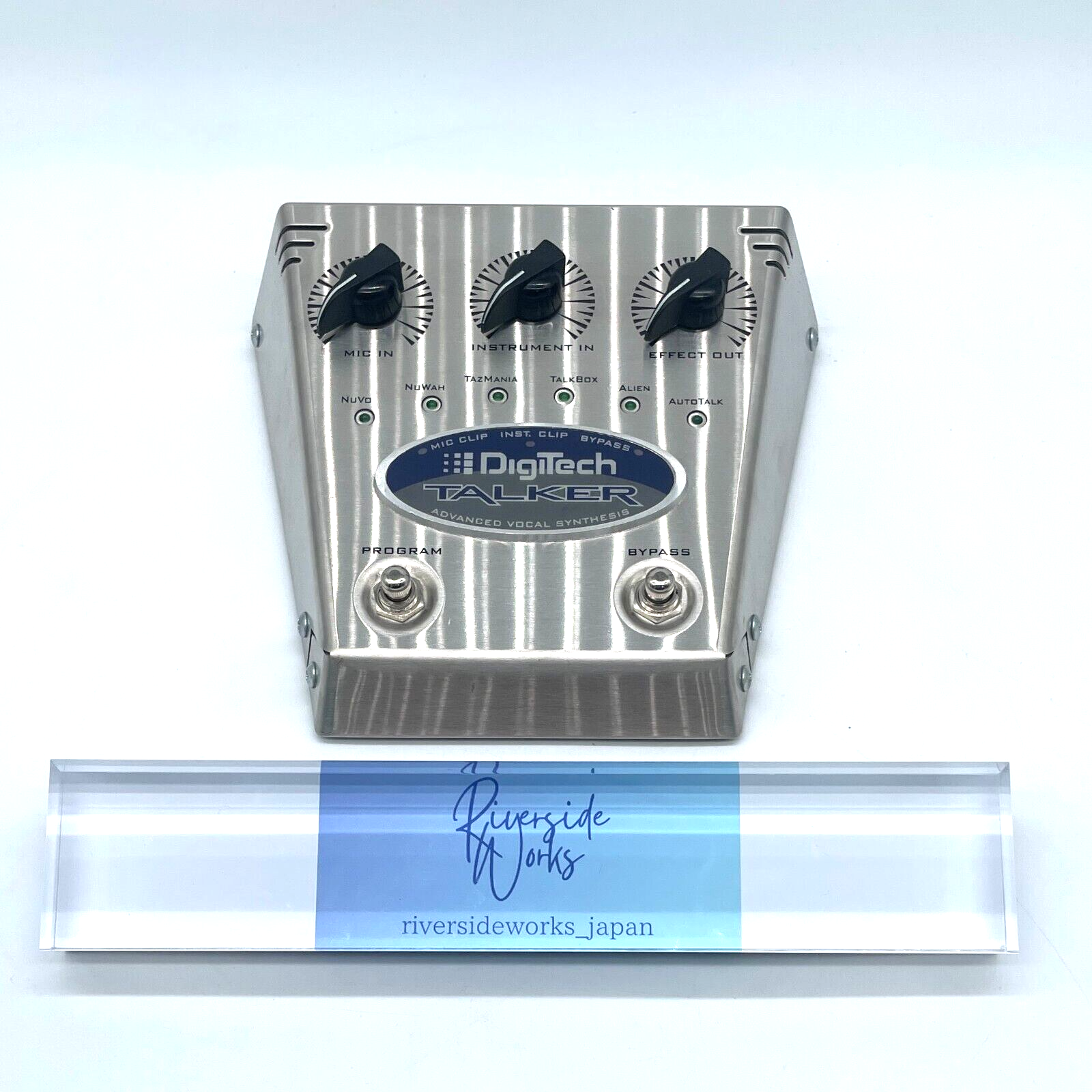Digitech Talker ボーカルシンセサイザー Digitech Talker Advanced Vocal Synthesis Talk Box - YouTube