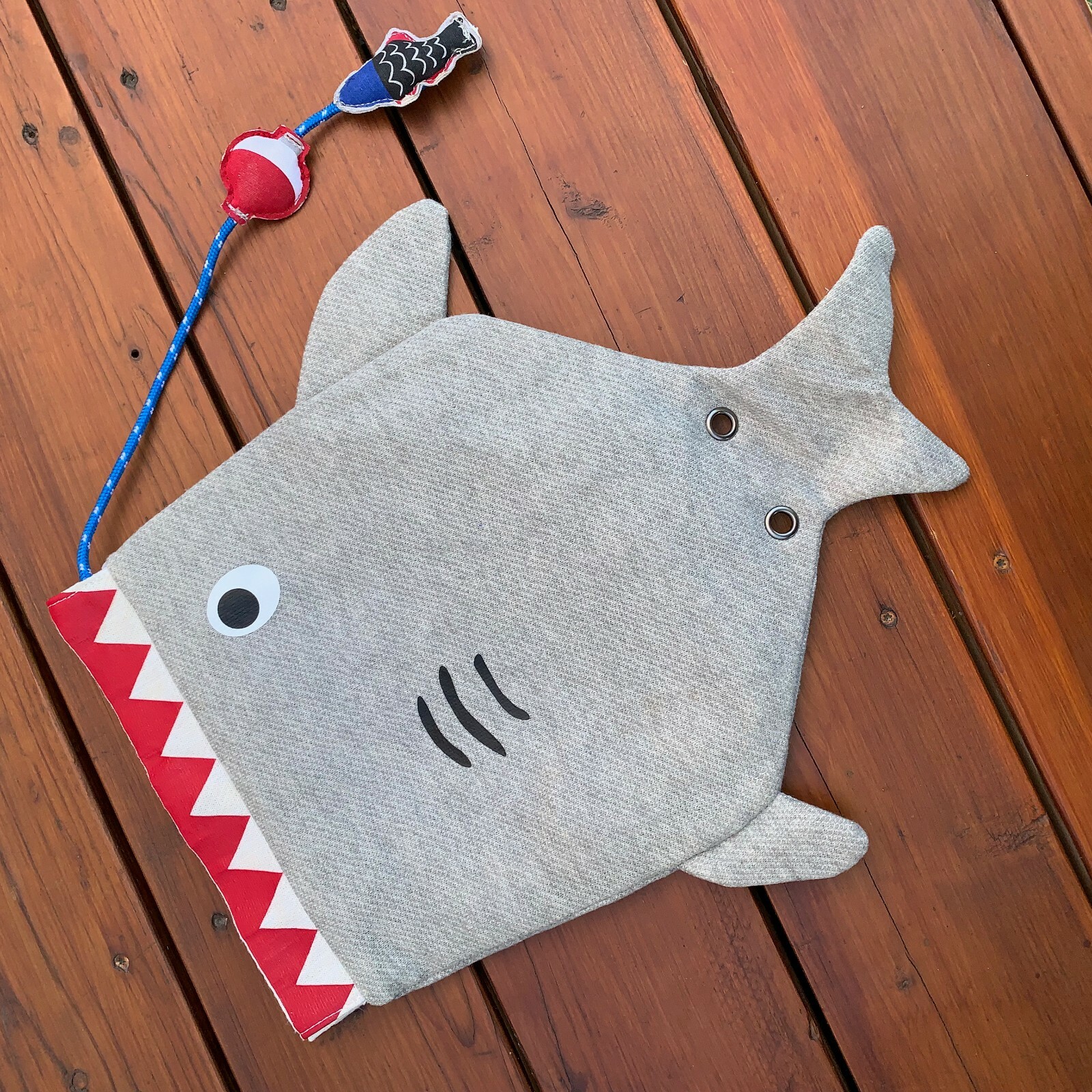 cat and jack shark backpack