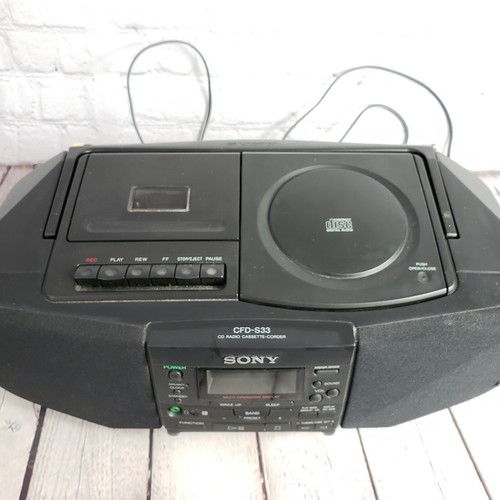 SONY CFD-S33 CD Cassette Player AM-FM Radio Boombox Mega Bass W/ Box Tested