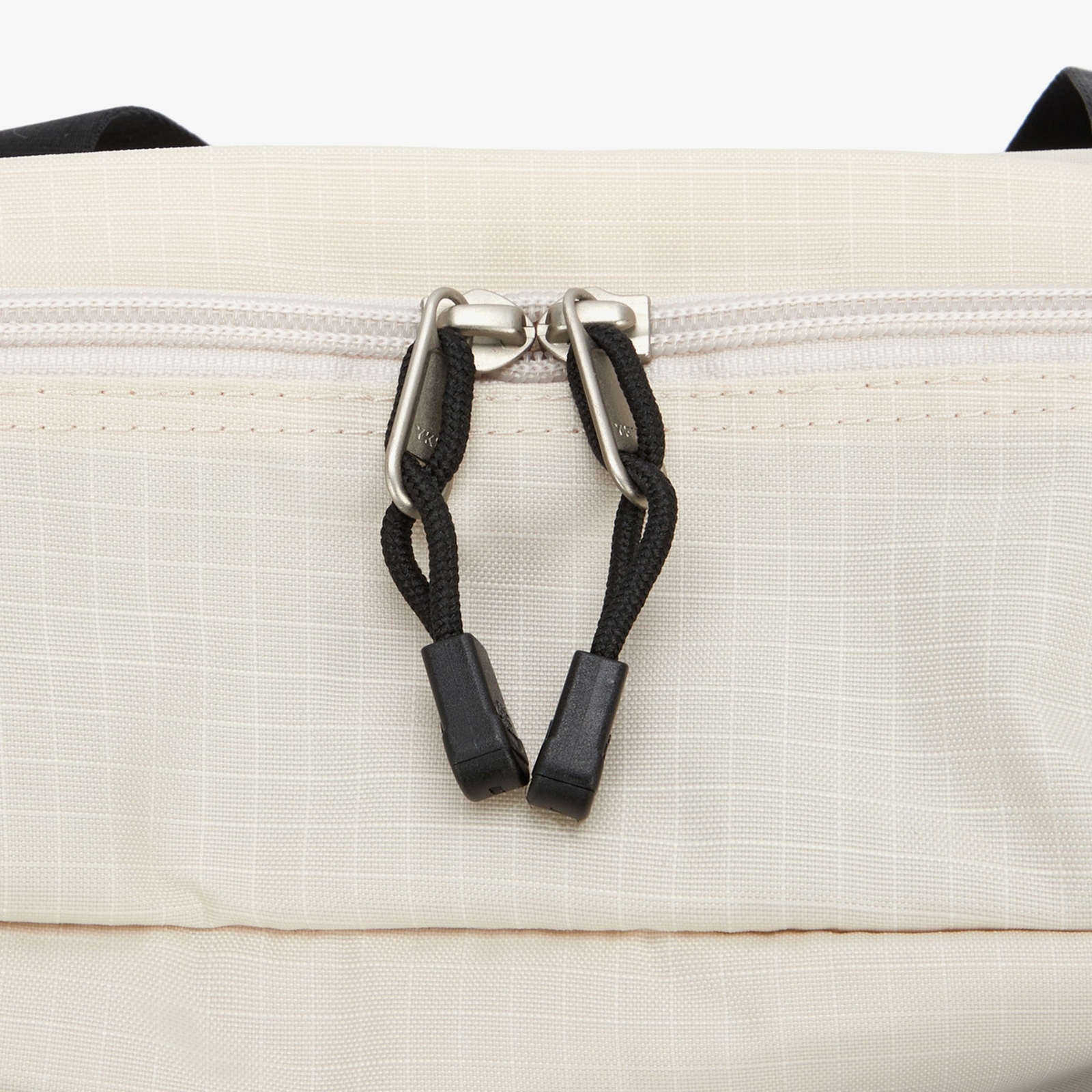 New THE NORTH FACE HERITAGE CARGO BAG MEDIUM SAND NN2FQ01B