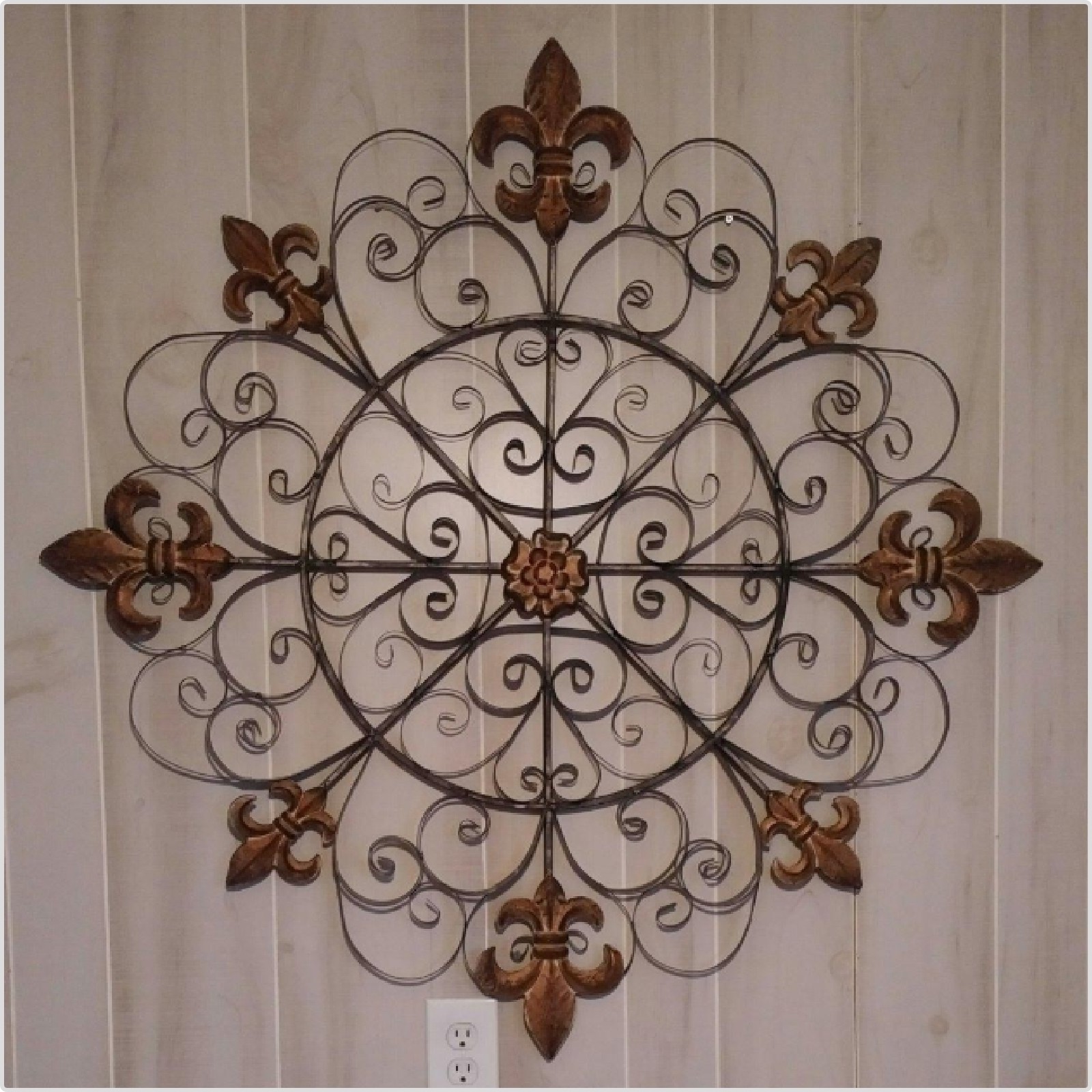 Large Vintage Rustic Decorative Scroll Wrought Iron Metal Wall