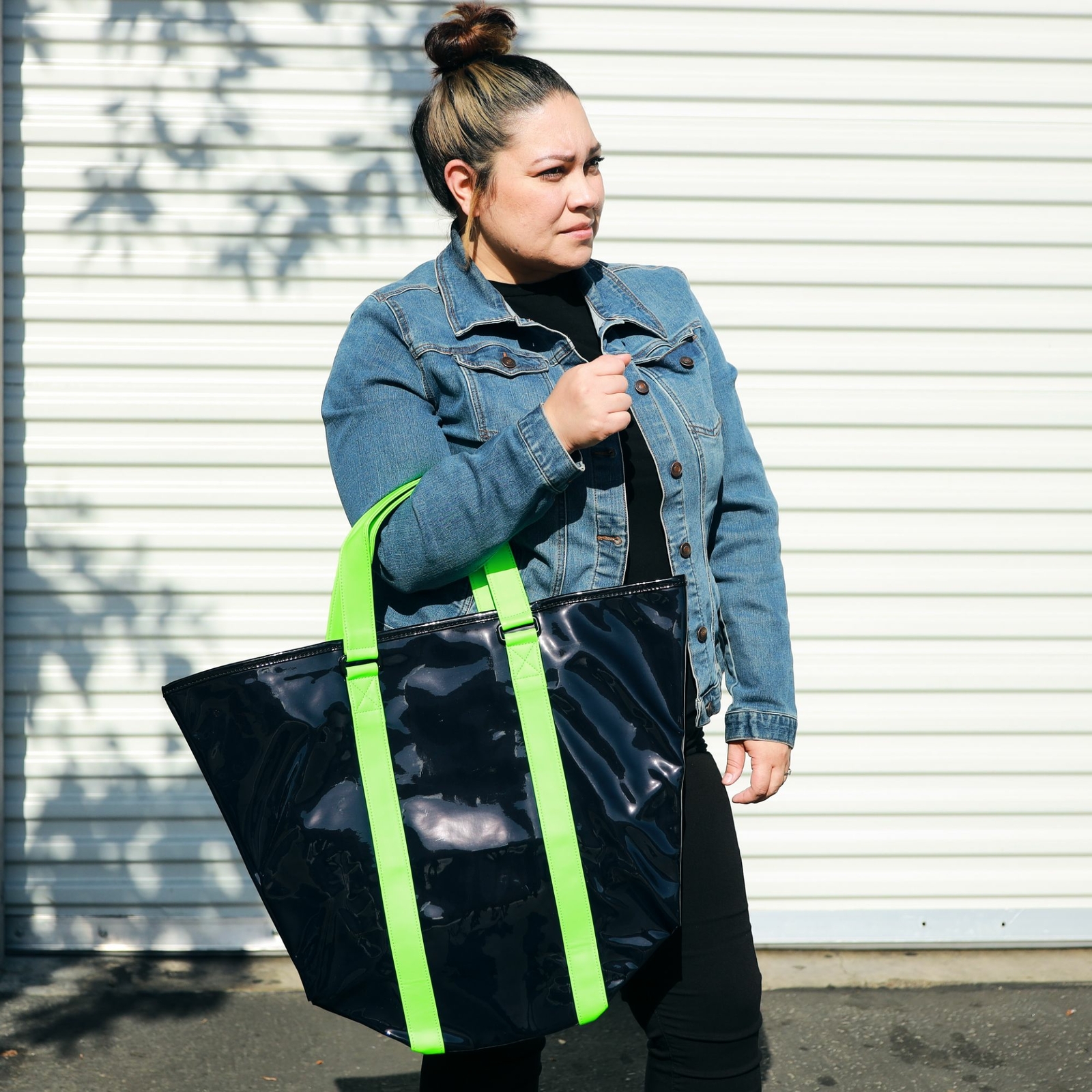 【MARC JACOBS】GREEN LARGE TOTE BAG 2833P Marc Jacobs The Leather Tote Bag | Green | FARFETCH