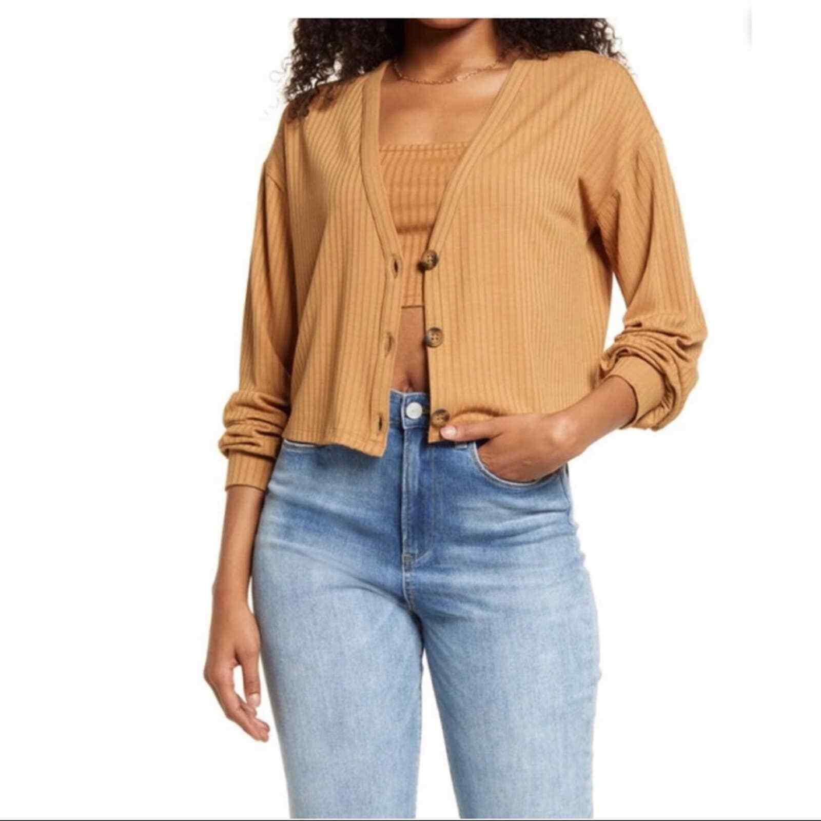 ヴェロモーダ Vero Moda 【 Button-Up Cardigan Women 】 レディース Vero Moda Lucy Crop Ribbed V-neck Cardigan Button Front