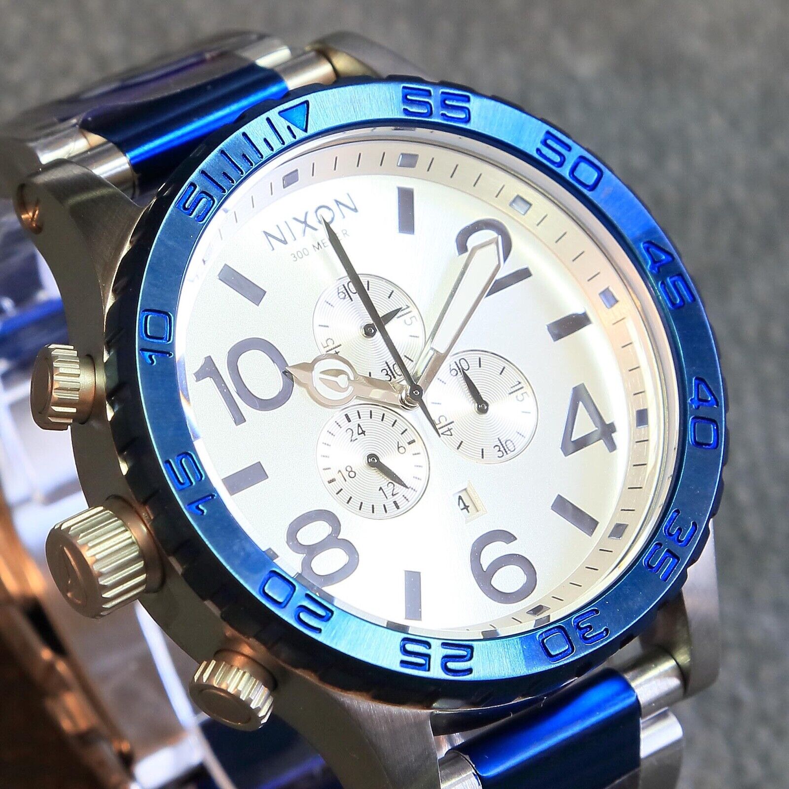 Pre-owned Nixon Us Authentic  Watch Mens 51-30 Chrono Blue Sliver A083 Nice Gift