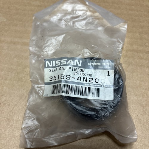 Genuine Nissan Transfer Case Output Shaft Seal 38189-4N200
