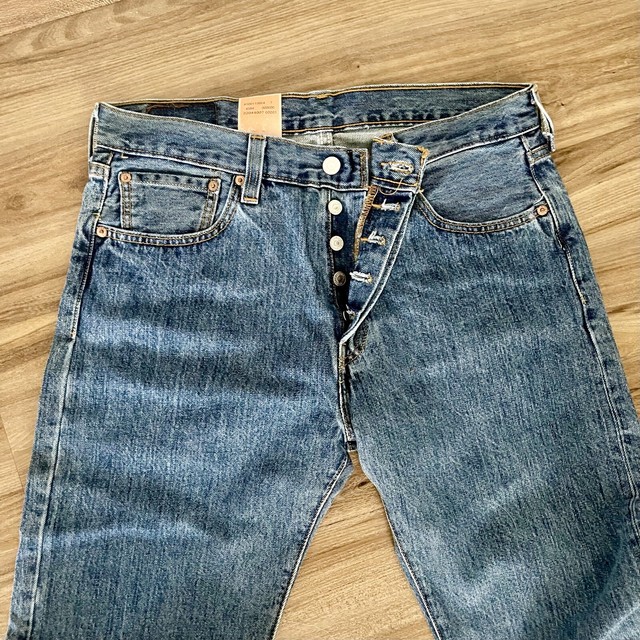 NEW with tags Levi's 501 mens jeans 33” x 32” button fly | Pants \u0026 Jeans |  Gumtree Australia Serpentine Area - Byford | 1294471372