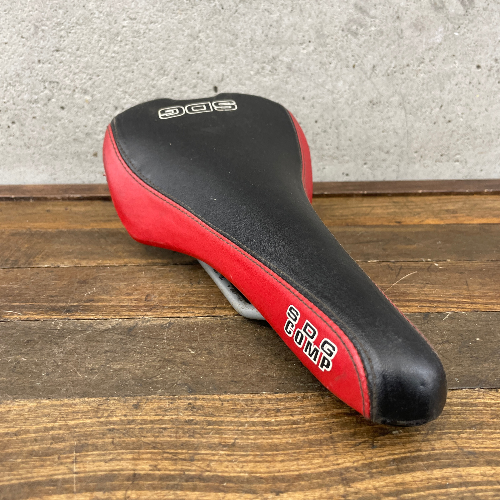 ビンテージ SDG COMP Ti Ventura サドル チタンレール ？ ビンテージ SDG COMP Ti Ventura サドル チタンレール ？