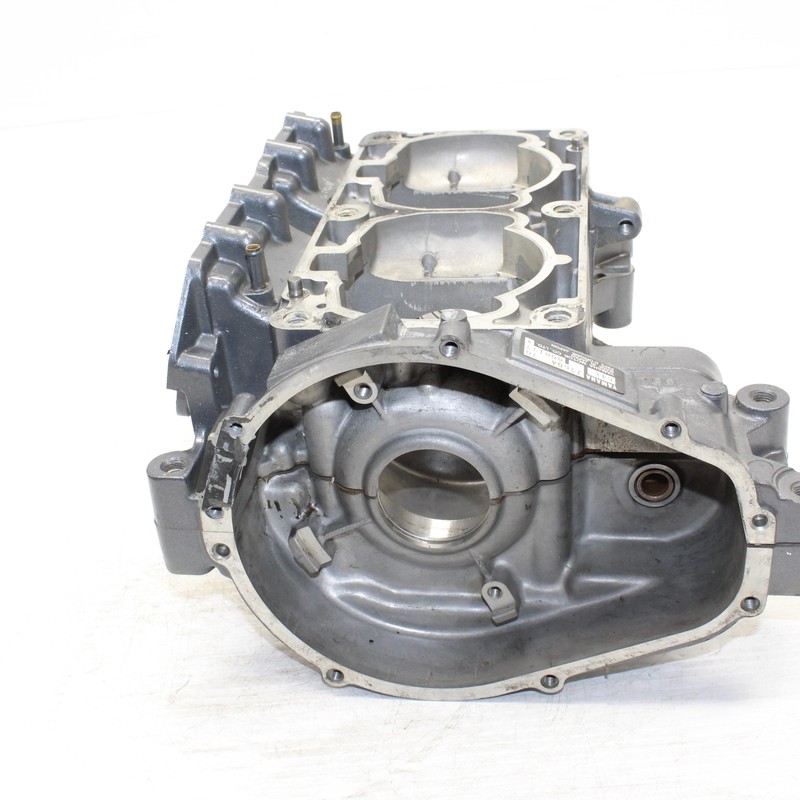 1996 YAMAHA WAVERAIDER 760 OEM Crankcase 64X-15100-00-00;64X 1996 YAMAHA WAVERAIDER 760 OEM Crankcase 64X-15100-00-00;64X