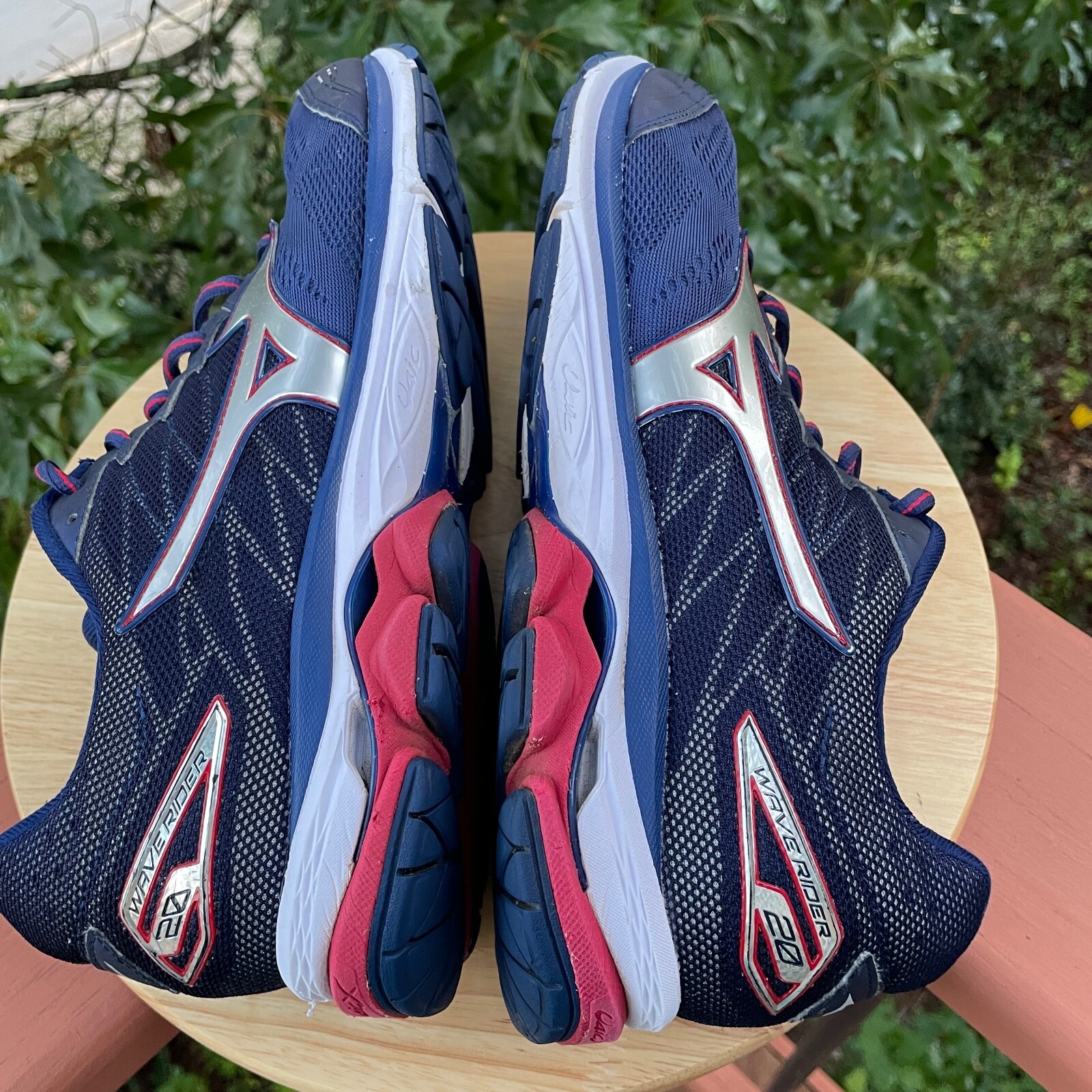 Mizuno wave rider mens size 13 online