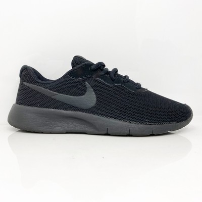 Nike Boys Tanjun 818381-001 Черные кроссовки для бега Размер 7 Y