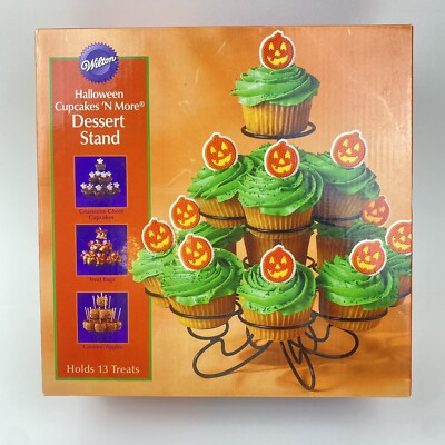WILTON NEW IN BOX Halloween Cupcakes n More Dessert Stand  847 HOLDS 13 TREATS