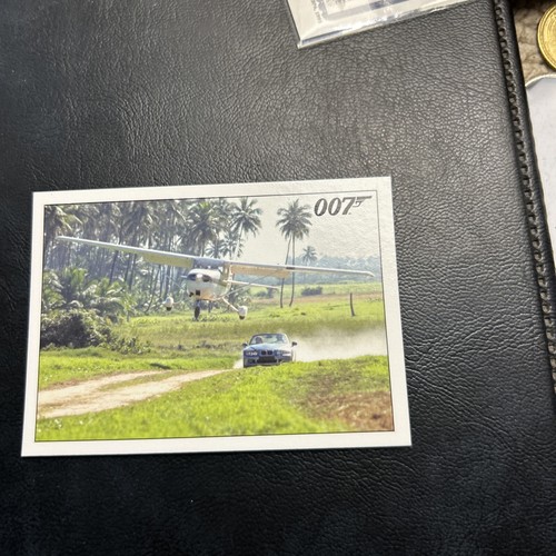 James Bond① James Bond 007 Secret Agent Attache Case Decoder Toy Figure