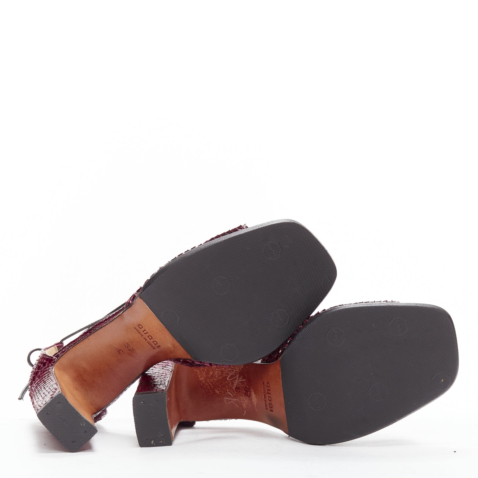 GUCCI Tom Ford Vintage 1996 red scaled leather silver GUCCI Tom Ford Vintage 1996 red scaled leather silver