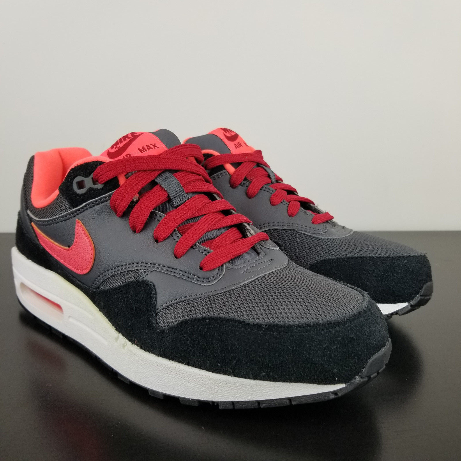 NIKE AIR MAX 1 Premium KIDS SZ 6.5 GS SNEAKERS GREY HOT LAVA GYM RED 555766 044 NIKE AIR MAX 1 Premium KIDS SZ 6.5 GS SNEAKERS GREY HOT LAVA GYM RED 555766 044